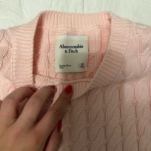 Abercrombie sweater vest, never worn!
